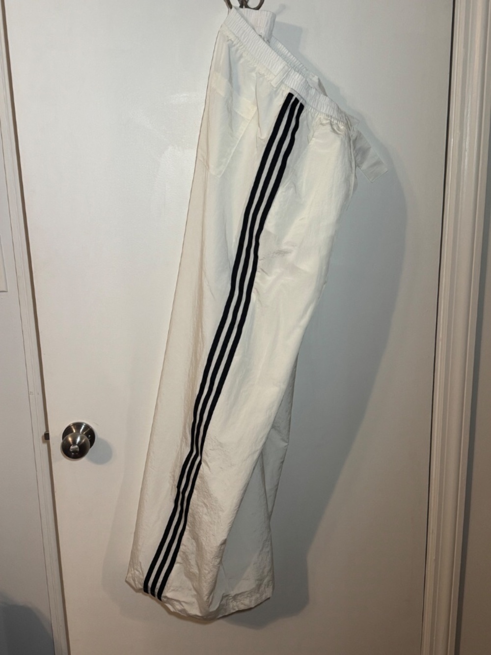 Adidas originals Firebird Pants Off White Wide Leg Track Pants Medium NWT - Picture 7 of 7
